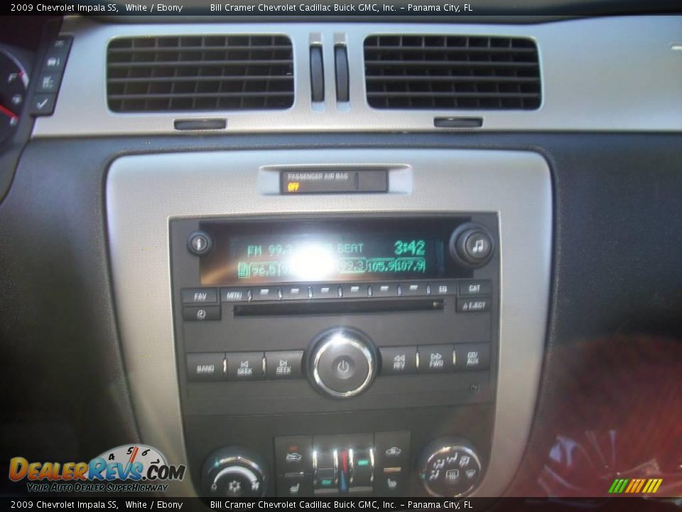 2009 Chevrolet Impala SS White / Ebony Photo #7