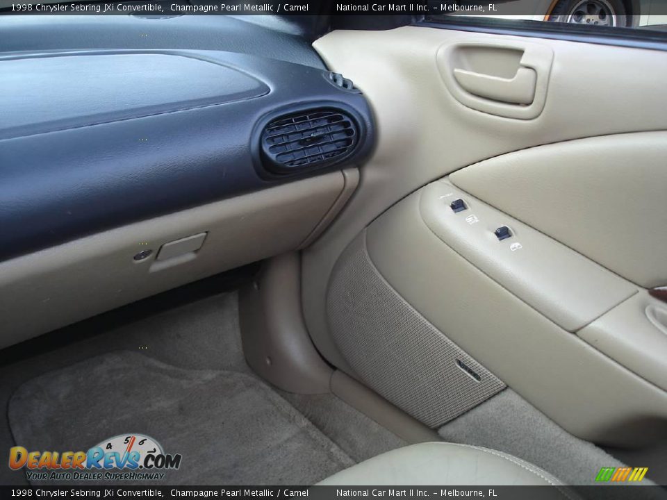 1998 Chrysler Sebring JXi Convertible Champagne Pearl Metallic / Camel Photo #18