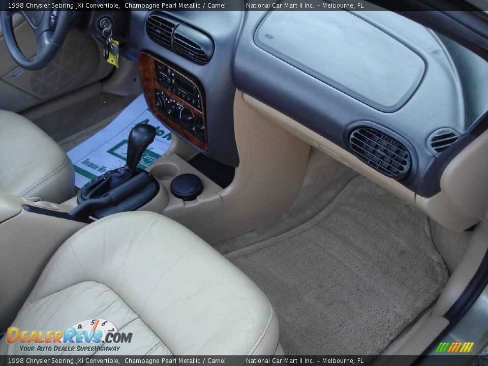 1998 Chrysler Sebring JXi Convertible Champagne Pearl Metallic / Camel Photo #22