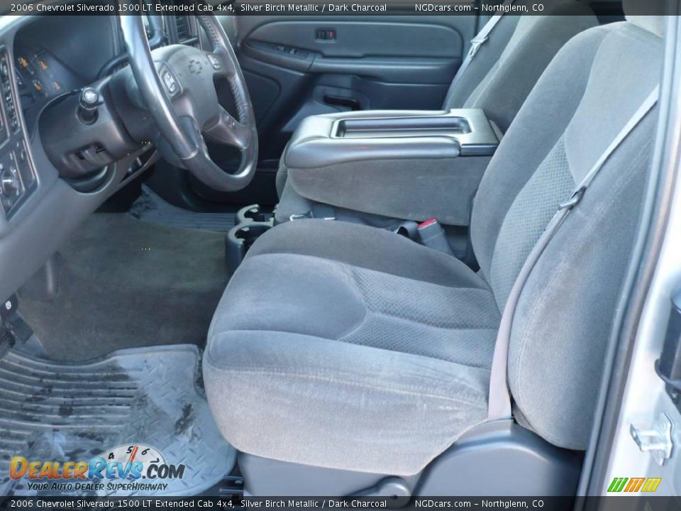 2006 Chevrolet Silverado 1500 LT Extended Cab 4x4 Silver Birch Metallic / Dark Charcoal Photo #6