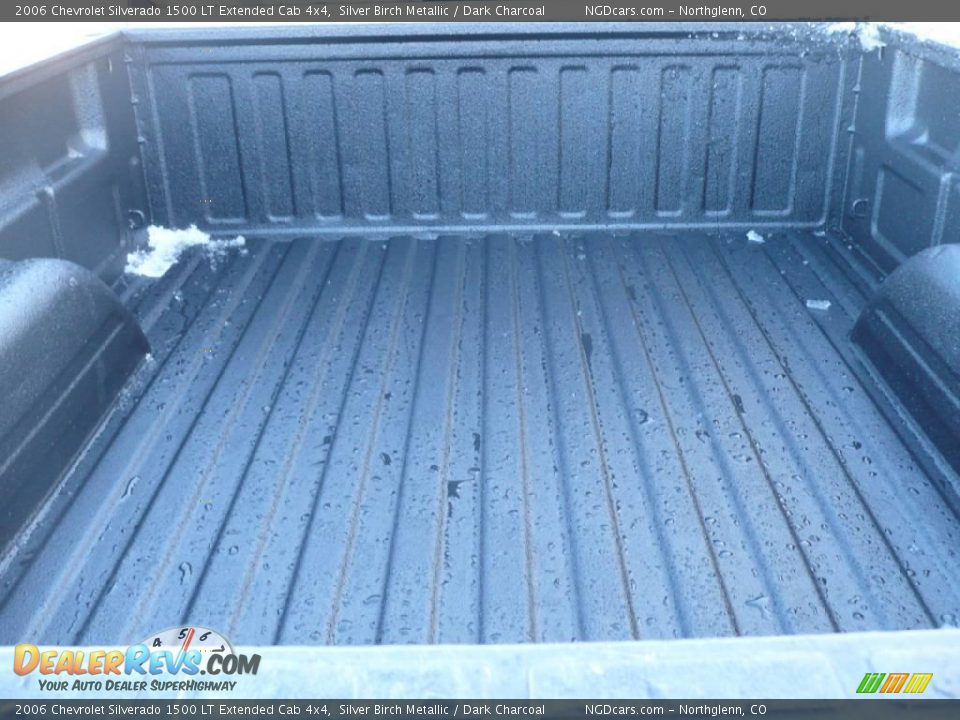 2006 Chevrolet Silverado 1500 LT Extended Cab 4x4 Silver Birch Metallic / Dark Charcoal Photo #7