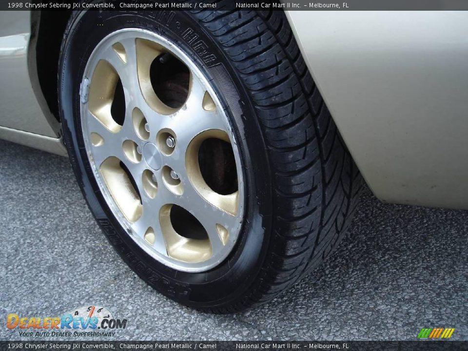 1998 Chrysler Sebring JXi Convertible Champagne Pearl Metallic / Camel Photo #31