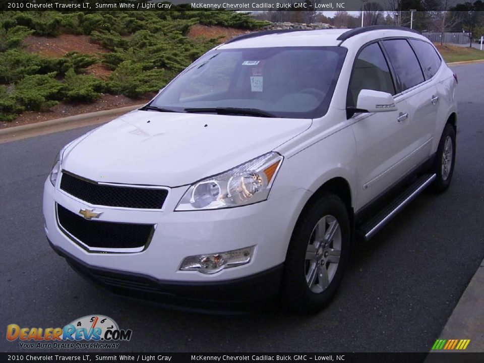 2010 Chevrolet Traverse LT Summit White / Light Gray Photo #1