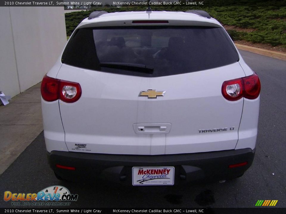 2010 Chevrolet Traverse LT Summit White / Light Gray Photo #3