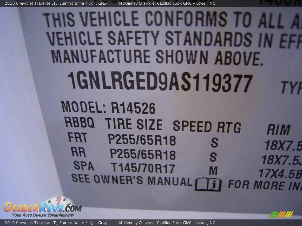 2010 Chevrolet Traverse LT Summit White / Light Gray Photo #10
