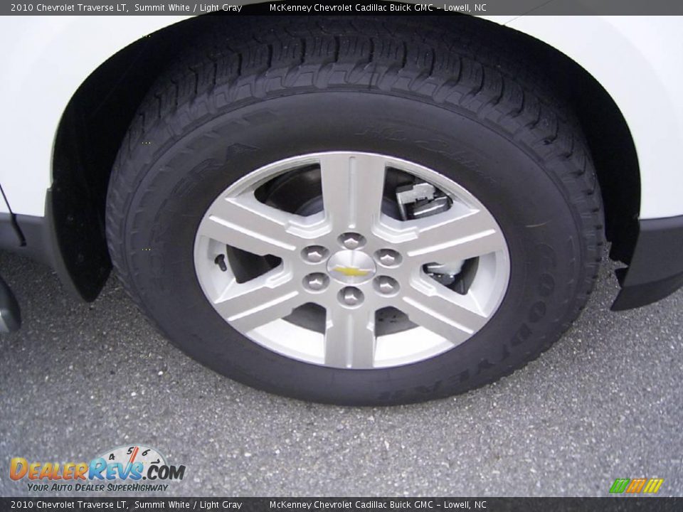 2010 Chevrolet Traverse LT Summit White / Light Gray Photo #17