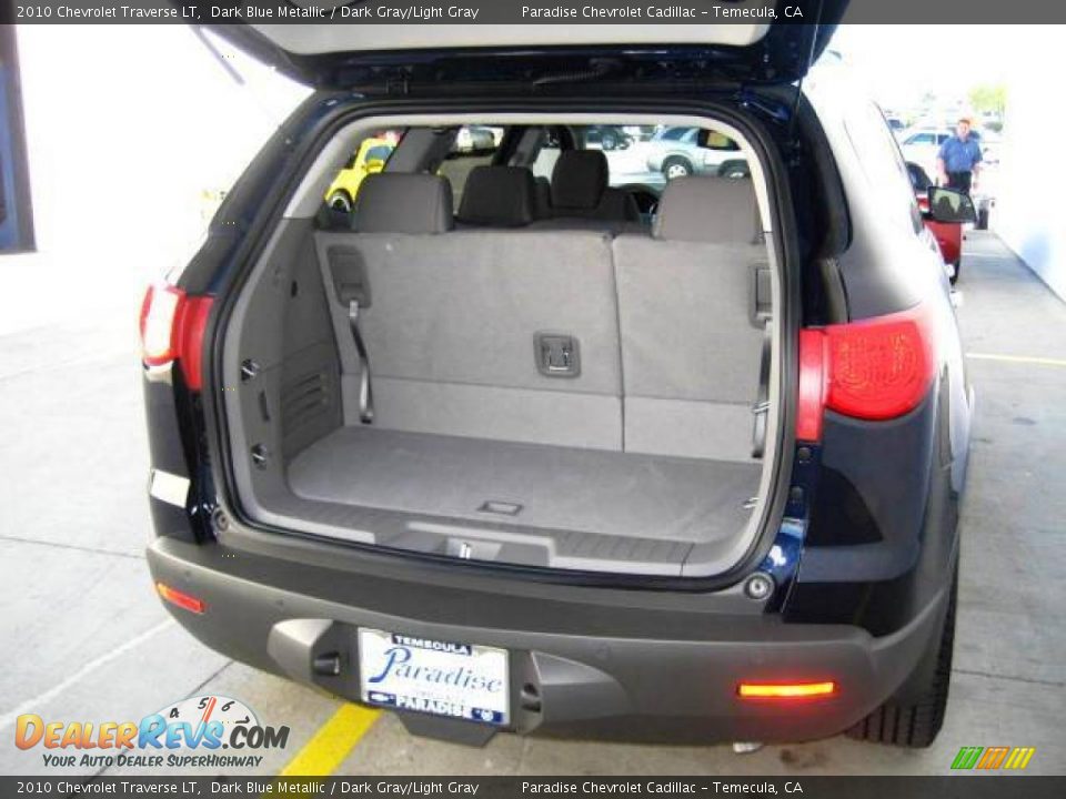 2010 Chevrolet Traverse LT Dark Blue Metallic / Dark Gray/Light Gray Photo #12