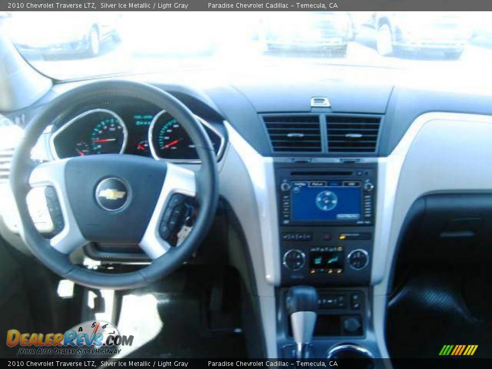2010 Chevrolet Traverse LTZ Silver Ice Metallic / Light Gray Photo #7