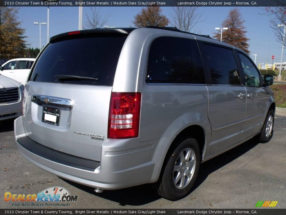 2010 Chrysler Town & Country Touring Bright Silver Metallic / Medium Slate Gray/Light Shale Photo #3