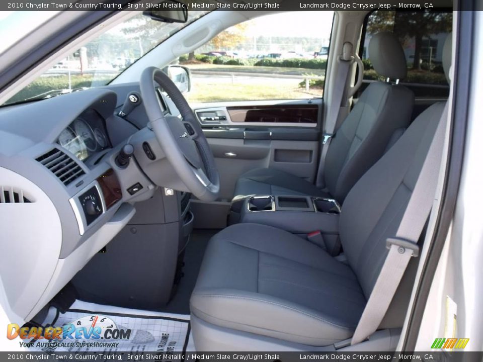 2010 Chrysler Town & Country Touring Bright Silver Metallic / Medium Slate Gray/Light Shale Photo #6