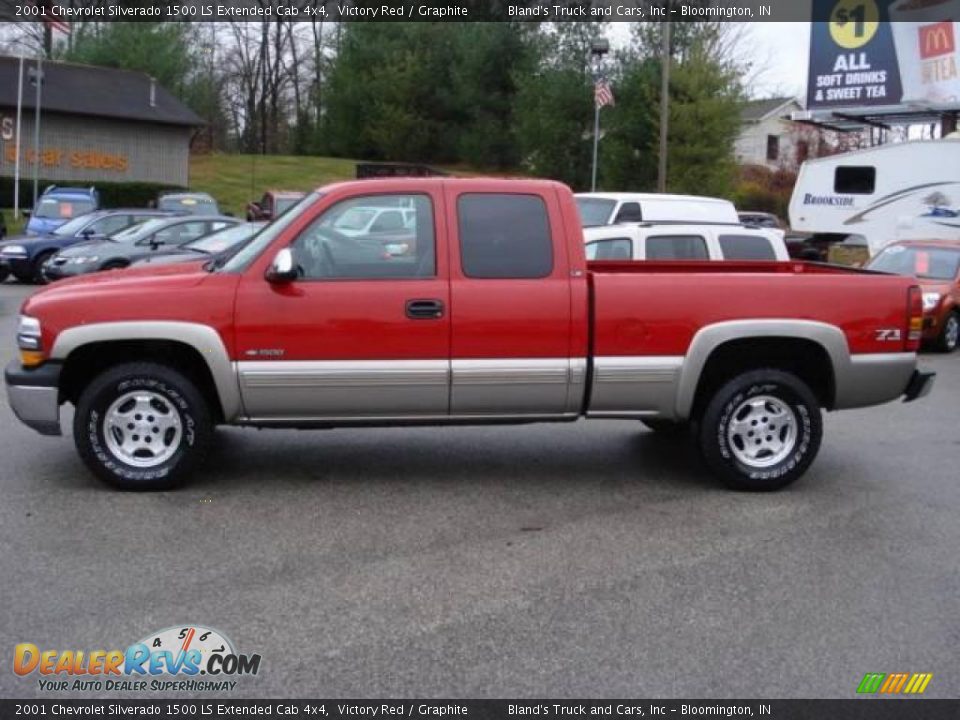 2001 Chevrolet Silverado 1500 LS Extended Cab 4x4 Victory Red / Graphite Photo #3