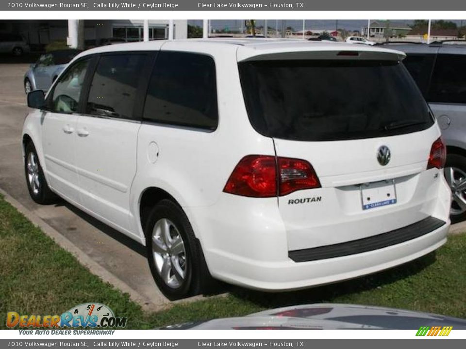 2010 Volkswagen Routan SE Calla Lilly White / Ceylon Beige Photo #3