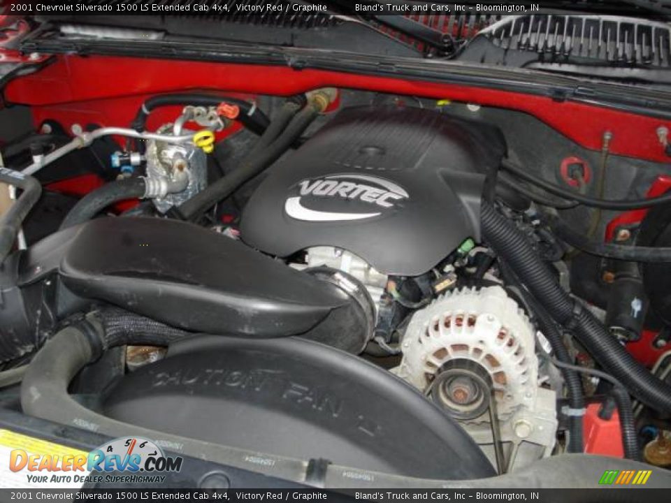 2001 Chevrolet Silverado 1500 LS Extended Cab 4x4 Victory Red / Graphite Photo #28