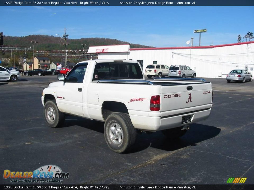 1998 Dodge Ram 1500 Sport Regular Cab 4x4 Bright White / Gray Photo #2