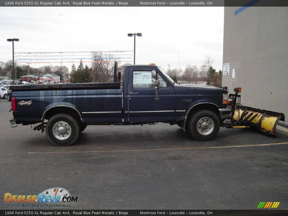 1996 Ford F250 XL Regular Cab 4x4 Royal Blue Pearl Metallic / Beige Photo #7