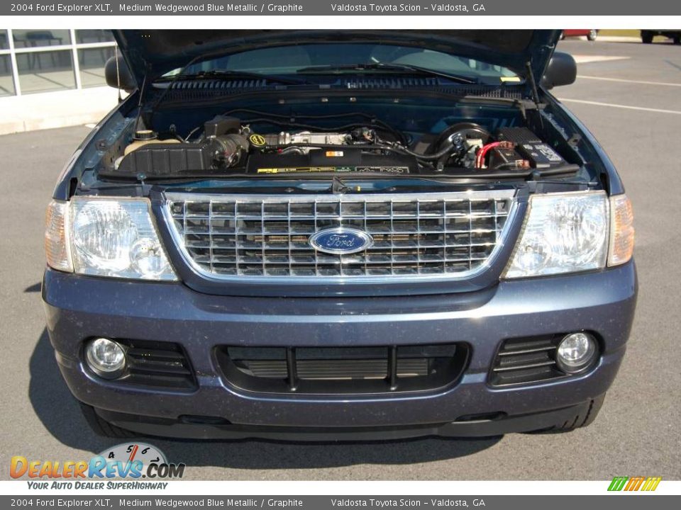 2004 Ford Explorer XLT Medium Wedgewood Blue Metallic / Graphite Photo #7