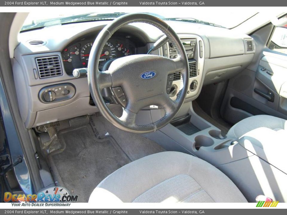 2004 Ford Explorer XLT Medium Wedgewood Blue Metallic / Graphite Photo #11