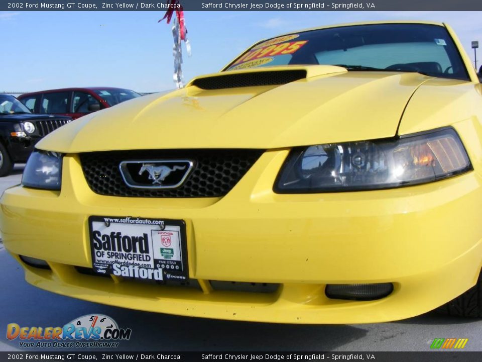 2002 Ford Mustang GT Coupe Zinc Yellow / Dark Charcoal Photo #27