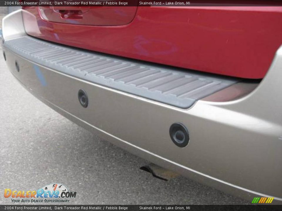 2004 Ford Freestar Limited Dark Toreador Red Metallic / Pebble Beige Photo #23
