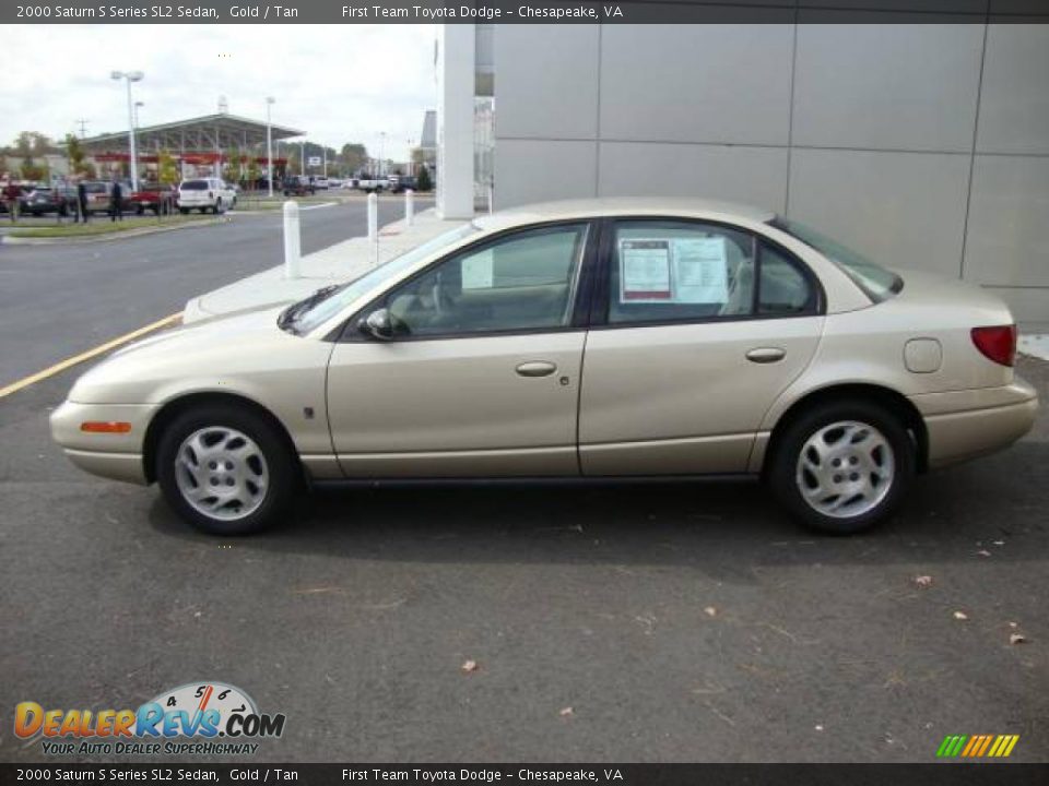 2000 Saturn S Series SL2 Sedan Gold / Tan Photo #2