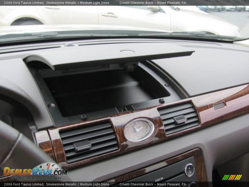 2009 Ford Taurus Limited Smokestone Metallic / Medium Light Stone Photo #27