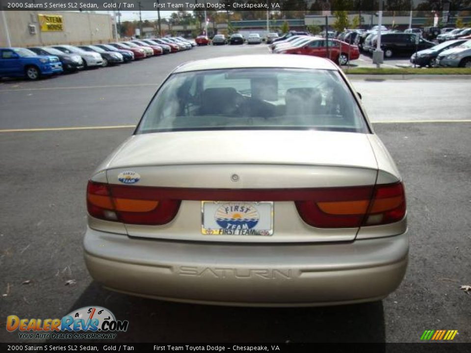 2000 Saturn S Series SL2 Sedan Gold / Tan Photo #4