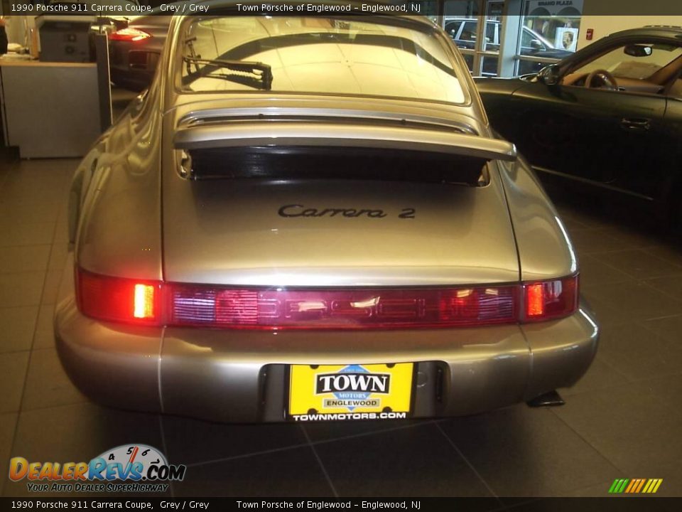 1990 Porsche 911 Carrera Coupe Grey / Grey Photo #7