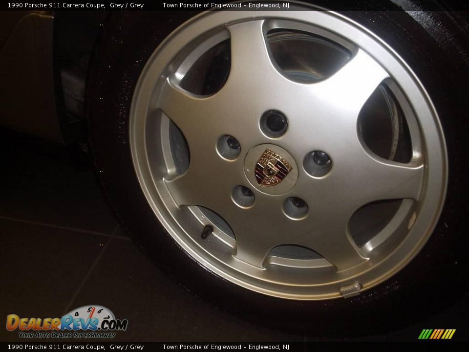 1990 Porsche 911 Carrera Coupe Grey / Grey Photo #9
