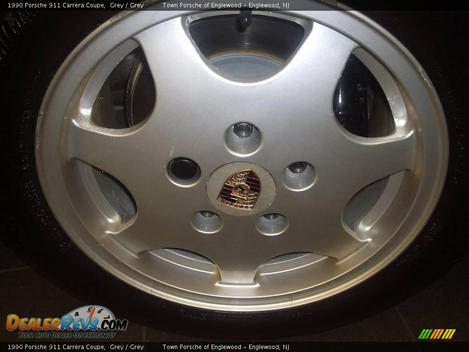1990 Porsche 911 Carrera Coupe Grey / Grey Photo #10