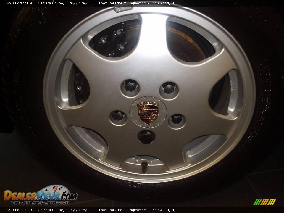 1990 Porsche 911 Carrera Coupe Grey / Grey Photo #11
