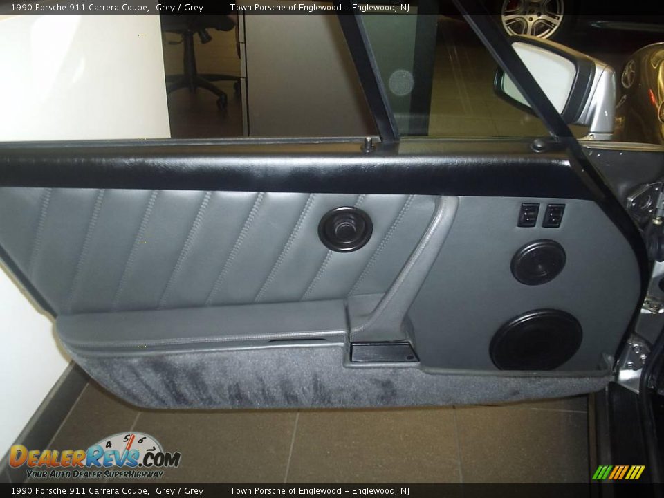 1990 Porsche 911 Carrera Coupe Grey / Grey Photo #14