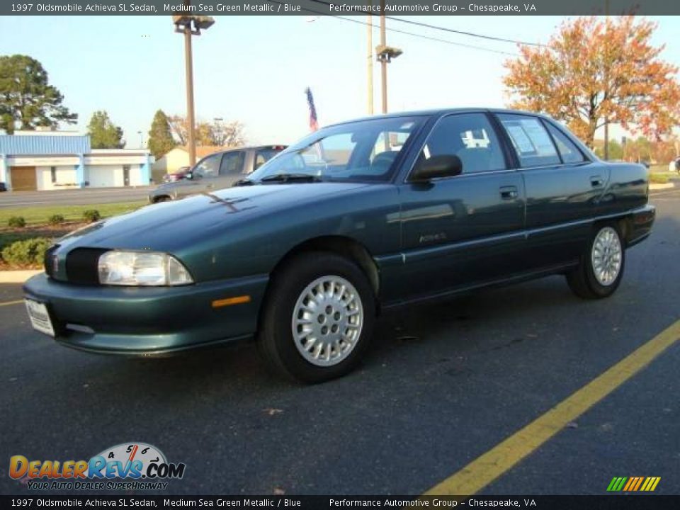 1997 Oldsmobile Achieva SL Sedan Medium Sea Green Metallic / Blue Photo #2