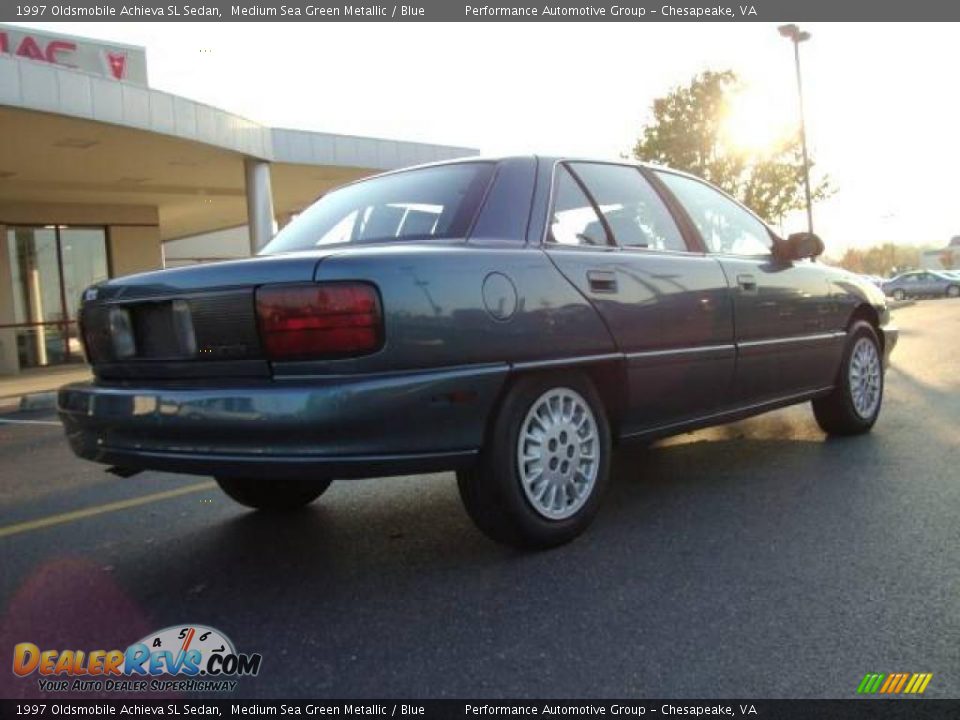 1997 Oldsmobile Achieva SL Sedan Medium Sea Green Metallic / Blue Photo #5