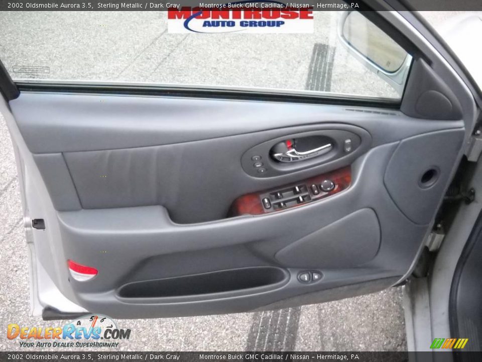 2002 Oldsmobile Aurora 3.5 Sterling Metallic / Dark Gray Photo #8