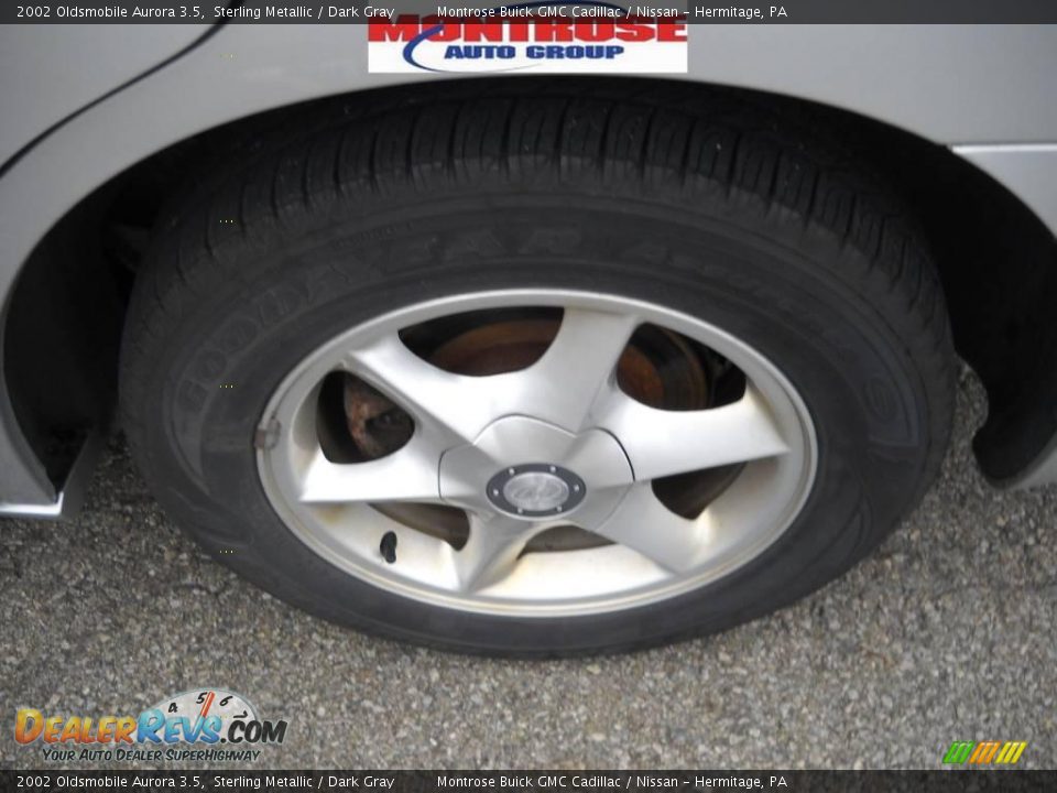 2002 Oldsmobile Aurora 3.5 Sterling Metallic / Dark Gray Photo #15