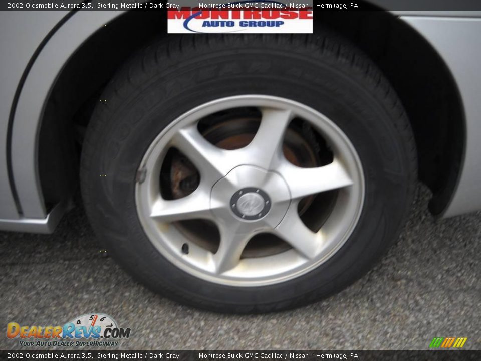 2002 Oldsmobile Aurora 3.5 Sterling Metallic / Dark Gray Photo #16