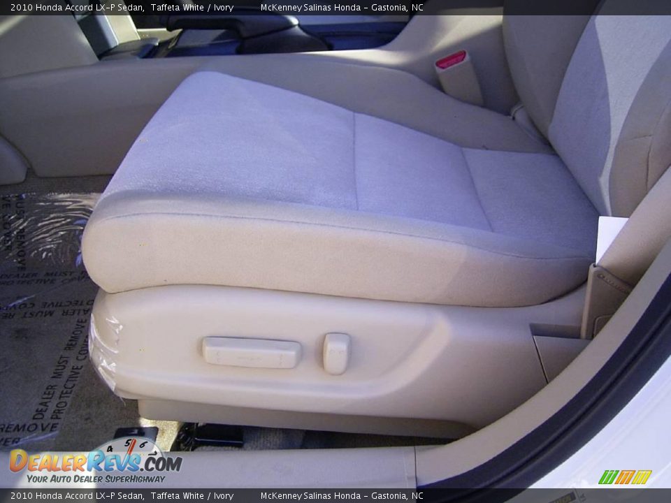 2010 Honda Accord LX-P Sedan Taffeta White / Ivory Photo #9