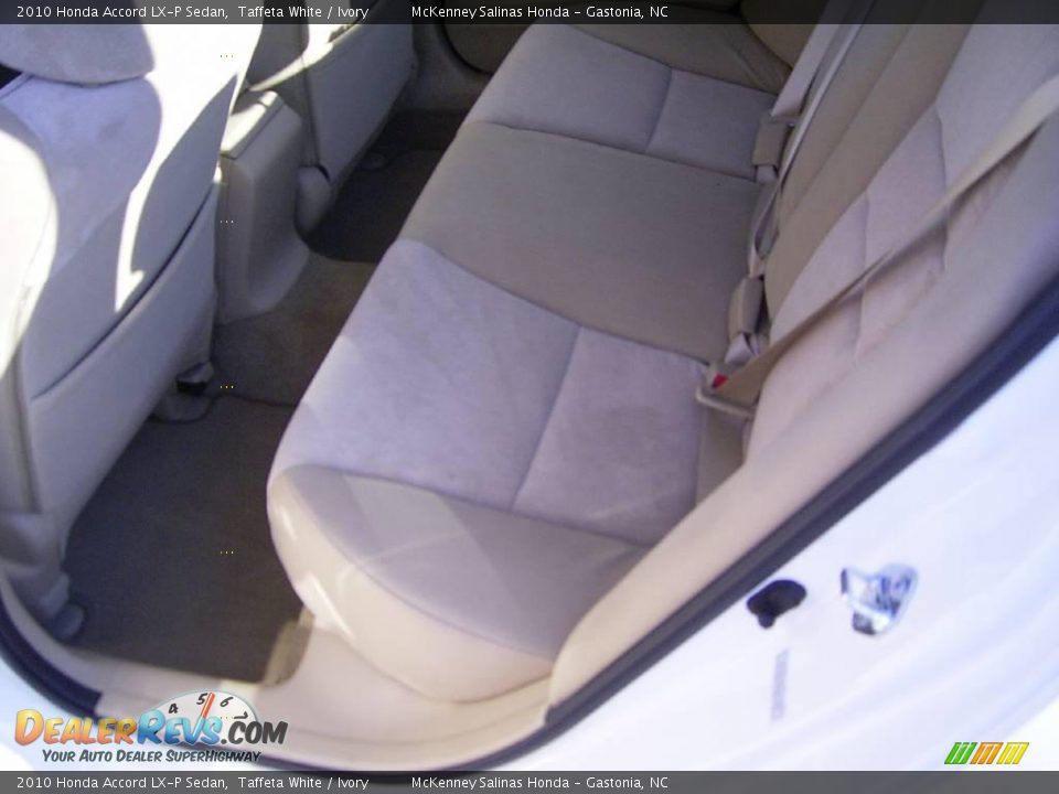 2010 Honda Accord LX-P Sedan Taffeta White / Ivory Photo #11
