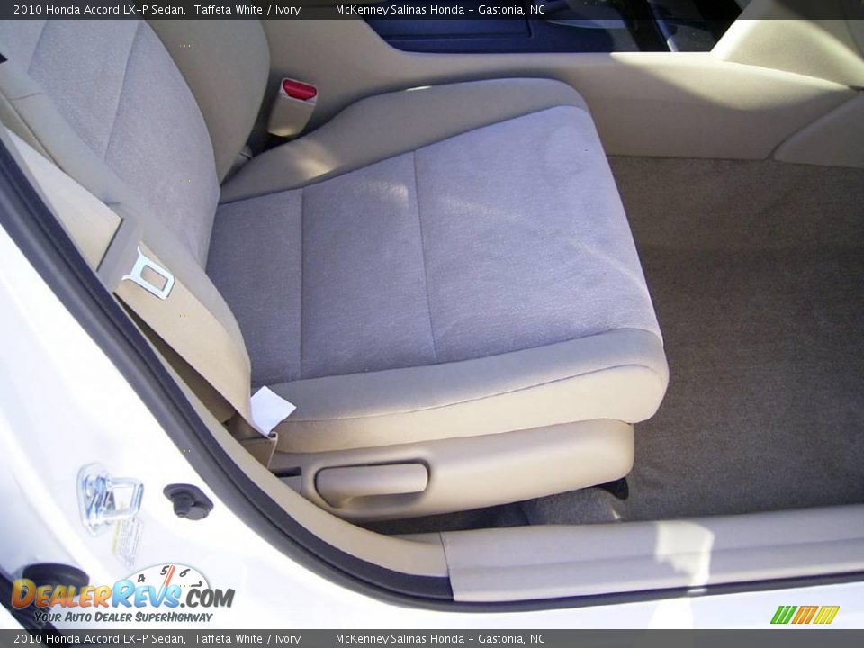 2010 Honda Accord LX-P Sedan Taffeta White / Ivory Photo #15