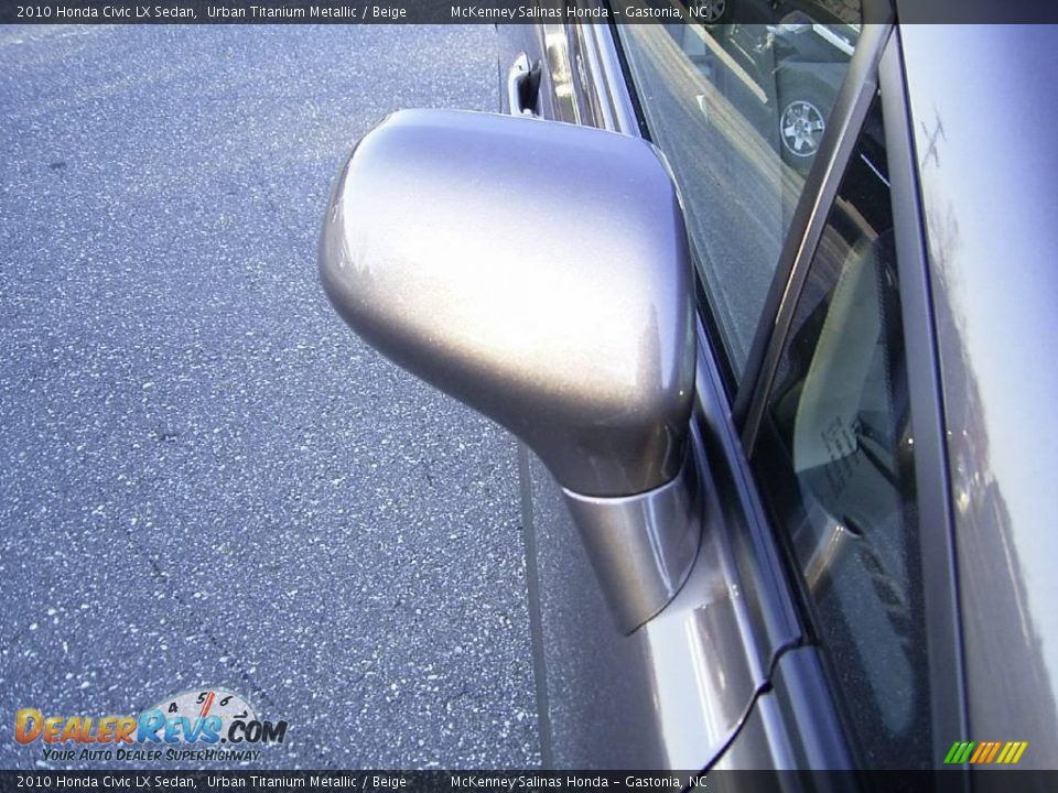 2010 Honda Civic LX Sedan Urban Titanium Metallic / Beige Photo #20