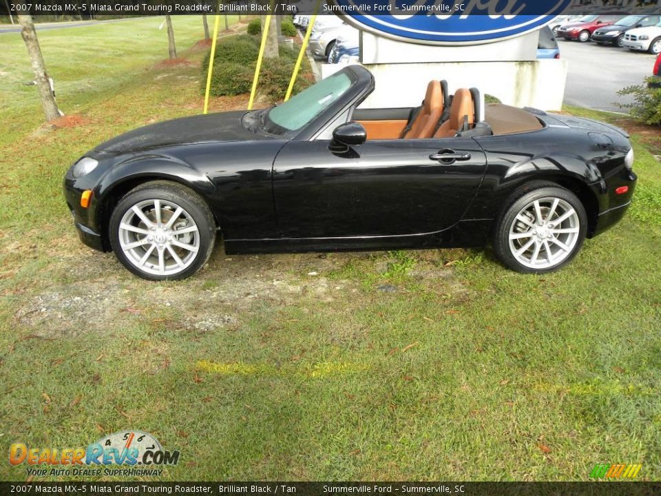 2007 Mazda MX-5 Miata Grand Touring Roadster Brilliant Black / Tan Photo #9