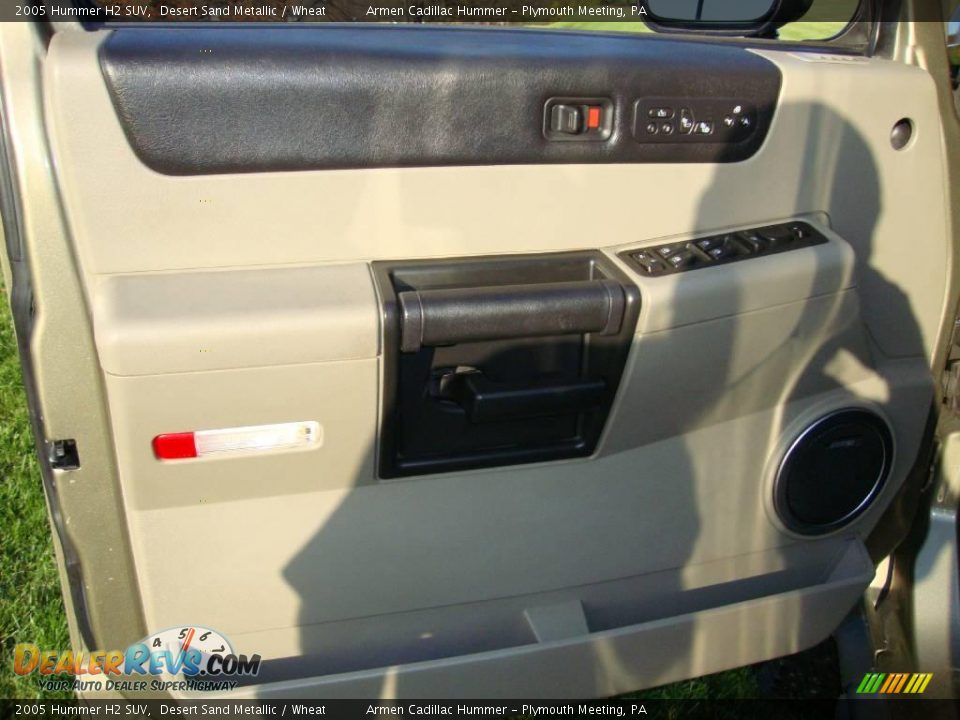 2005 Hummer H2 SUV Desert Sand Metallic / Wheat Photo #12