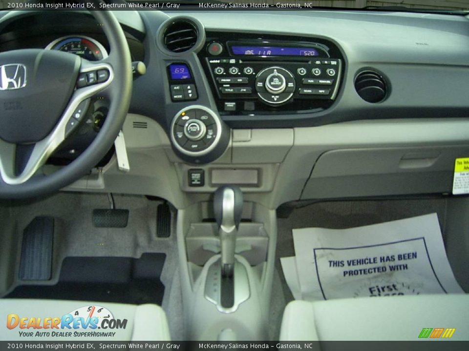 2010 Honda Insight Hybrid EX Spectrum White Pearl / Gray Photo #26