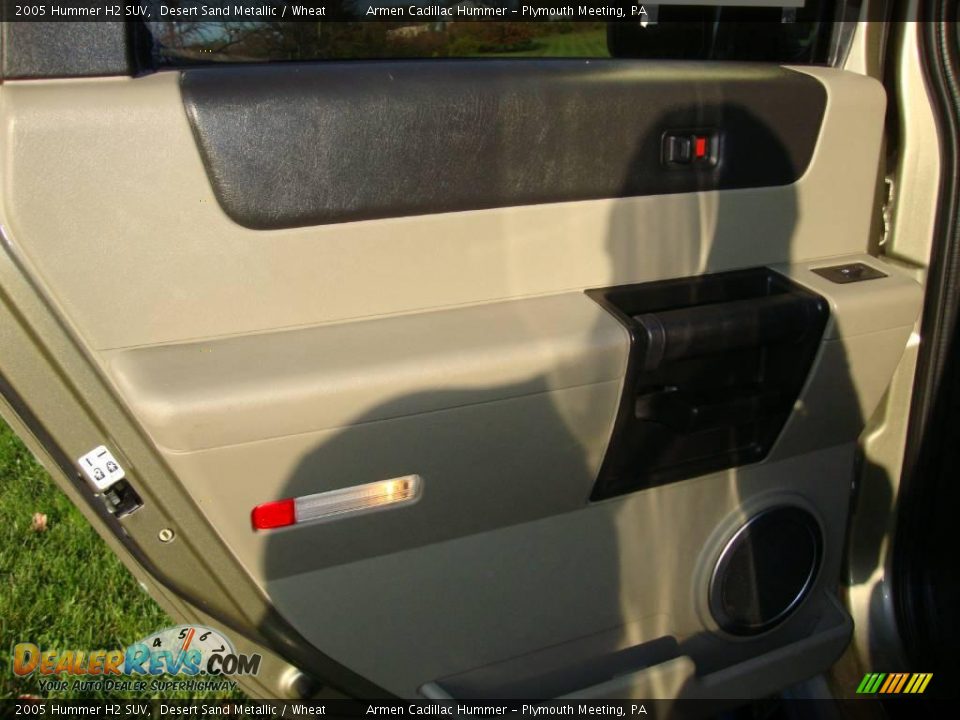 2005 Hummer H2 SUV Desert Sand Metallic / Wheat Photo #22