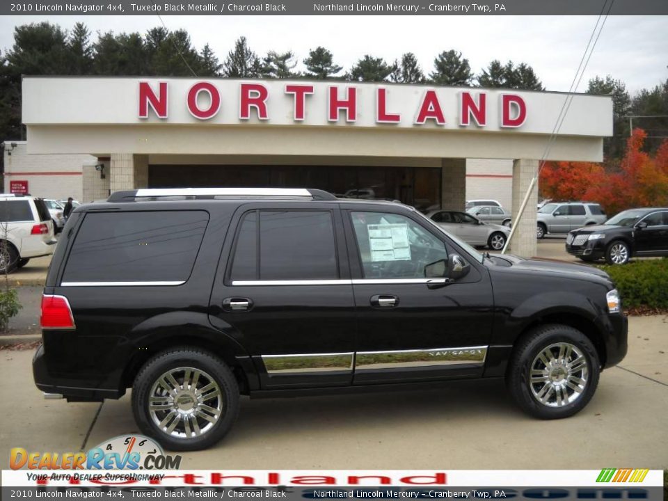 2010 Lincoln Navigator 4x4 Tuxedo Black Metallic / Charcoal Black Photo #1