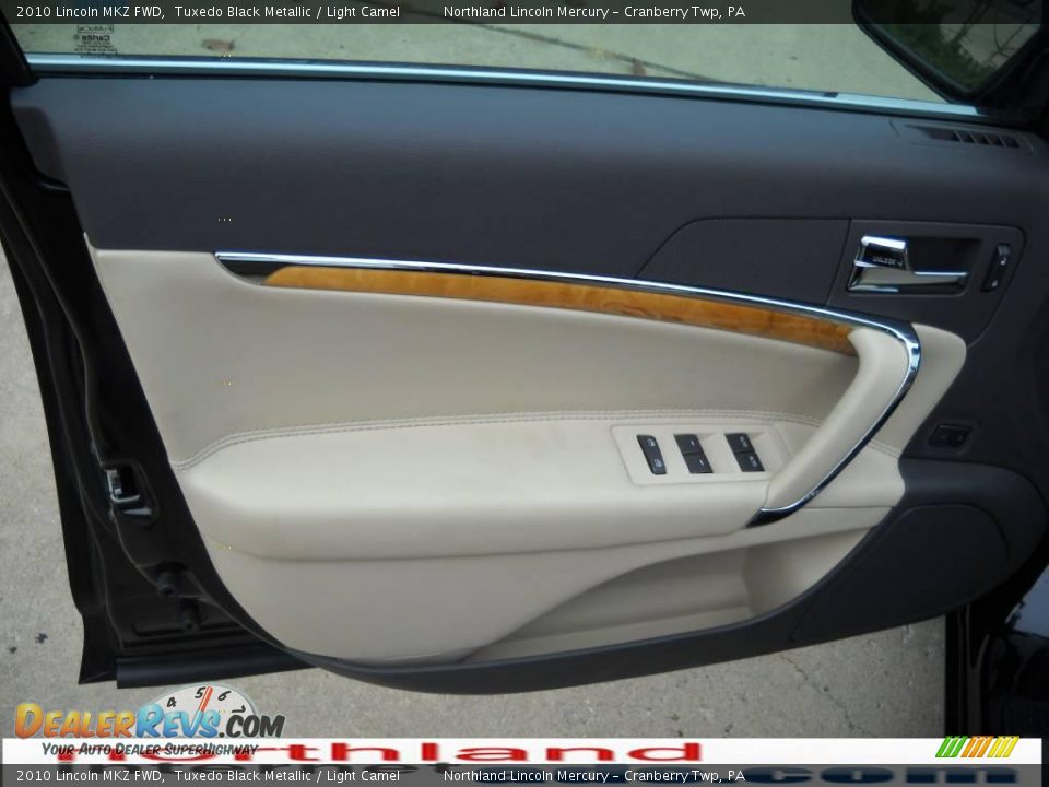 2010 Lincoln MKZ FWD Tuxedo Black Metallic / Light Camel Photo #6