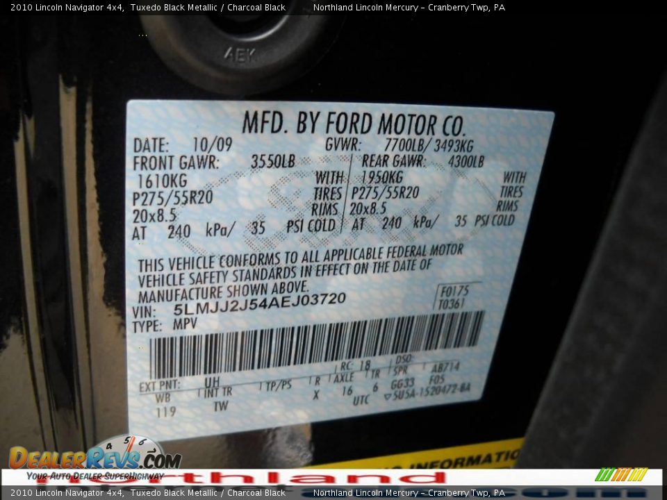 2010 Lincoln Navigator 4x4 Tuxedo Black Metallic / Charcoal Black Photo #9