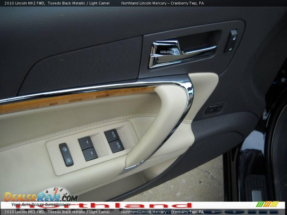 2010 Lincoln MKZ FWD Tuxedo Black Metallic / Light Camel Photo #16