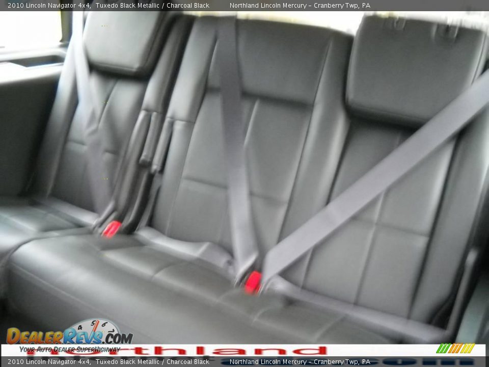 2010 Lincoln Navigator 4x4 Tuxedo Black Metallic / Charcoal Black Photo #12