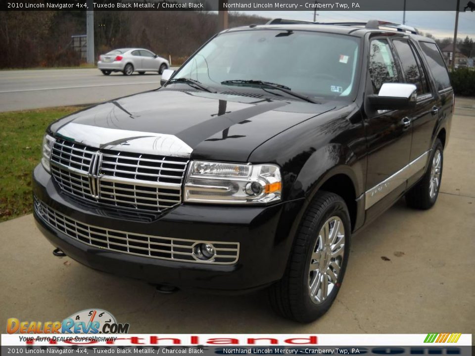 2010 Lincoln Navigator 4x4 Tuxedo Black Metallic / Charcoal Black Photo #13